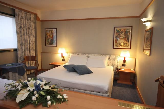 Standard Double Room, 1 Queen Bed