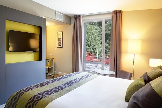 Classic Room, 1 King Bed, Non Smoking (Tradition)