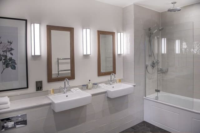 Junior Suite, 1 King Bed