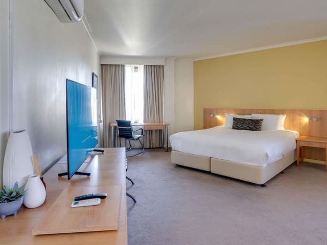 Junior Suite, 1 King Bed