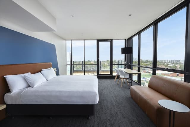 Greatest Room King with Balcony