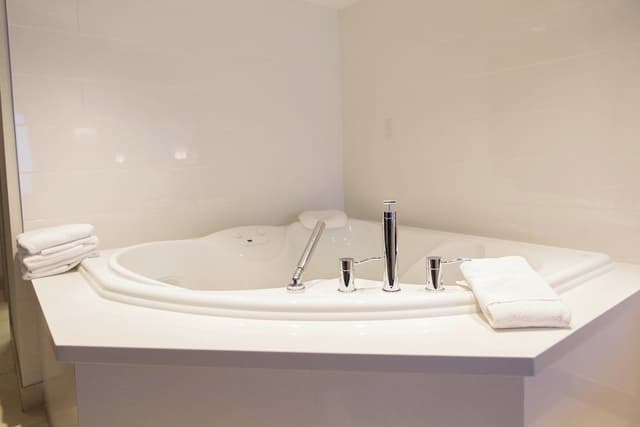 Standard Room, 1 King Bed with Sofa bed, Jetted Tub