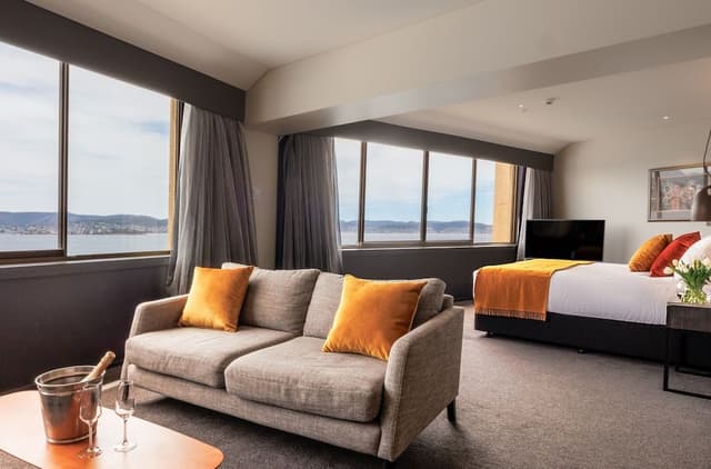 Suite, 1 King Bed, Harbor View