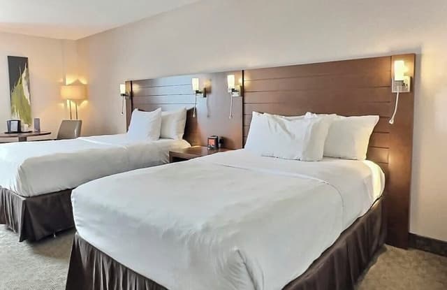 Business Room, 2 Double Beds, Non Smoking