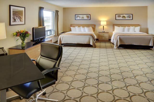Deluxe Room, 2 Double Beds, Refrigerator & Microwave, Ground Floor