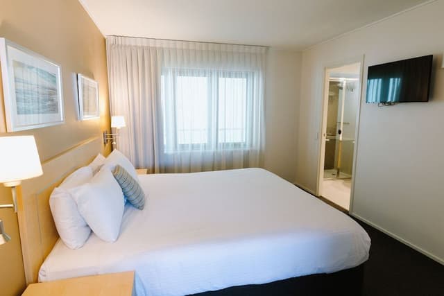 One Bedroom Riverview Suite