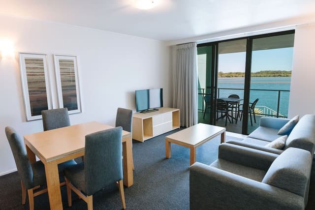 One Bedroom Riverview Suite