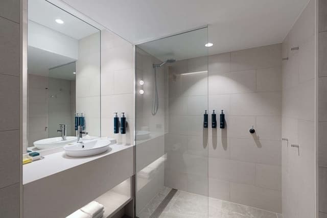 King Junior Suite