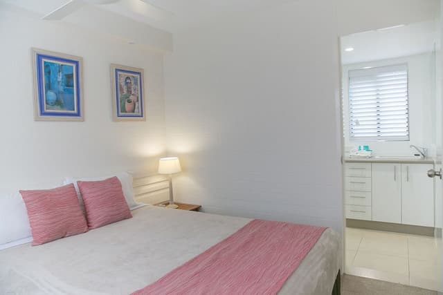 Superior Two Bedroom Apartment