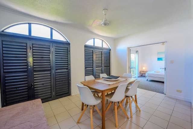 1 Bedroom Courtyard