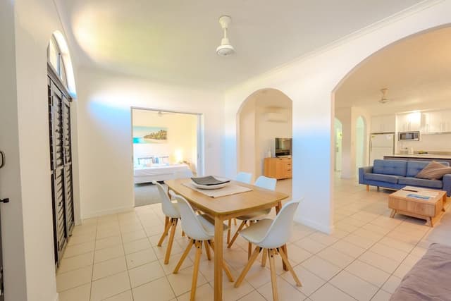 1 Bedroom Courtyard
