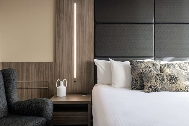 Executive Room, Jetted Tub