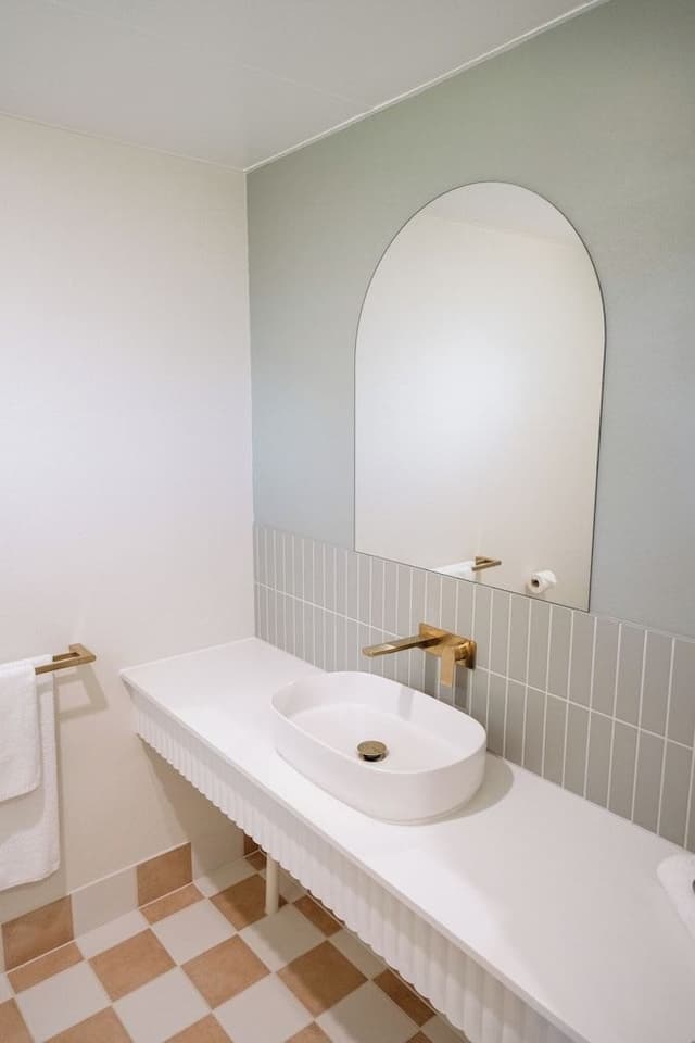 One Bedroom Apartment