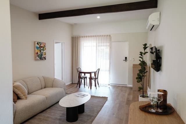 Deluxe One Bedroom Apartment.