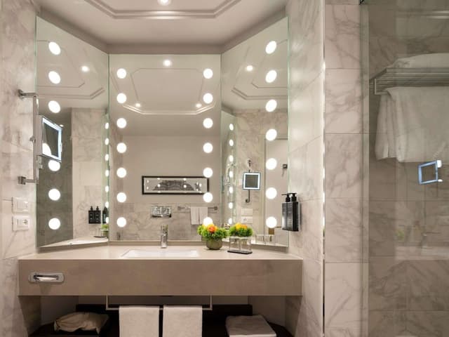 Suite, 1 Queen Bed
