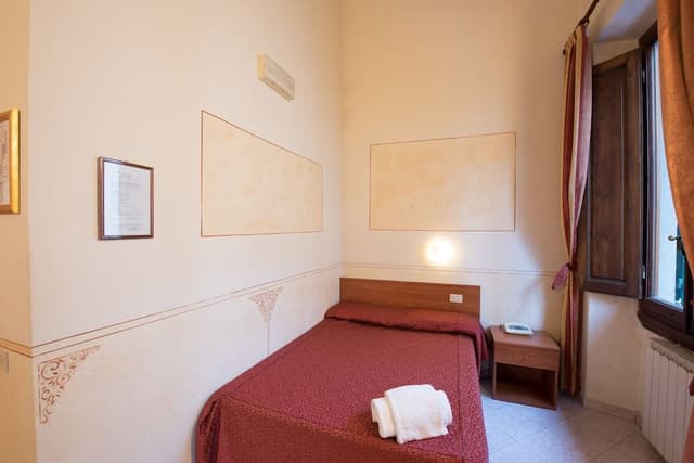 Economy Single Room, Shared Bathroom