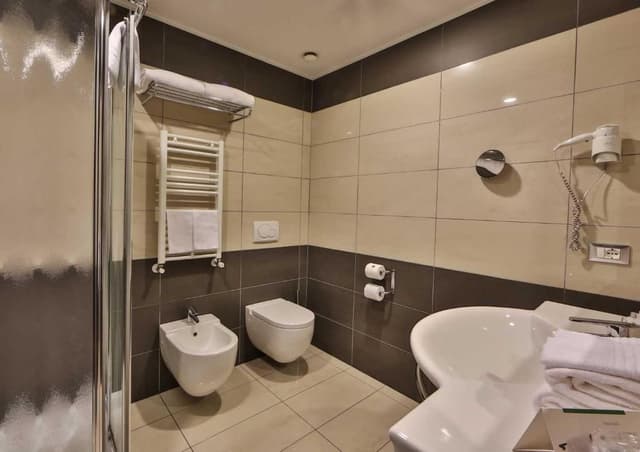 Studio with Queen Bed - Separate Building