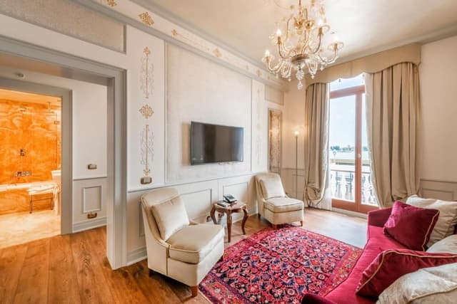 Suite with Grand Canal View