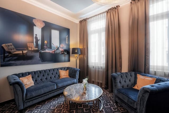 Deluxe Studio Suite