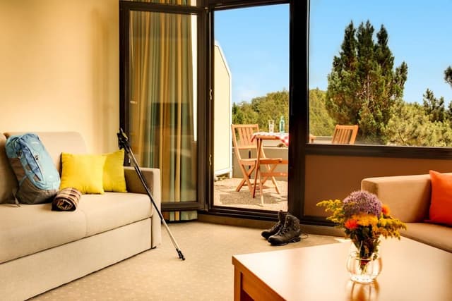 Family Room, Valley View