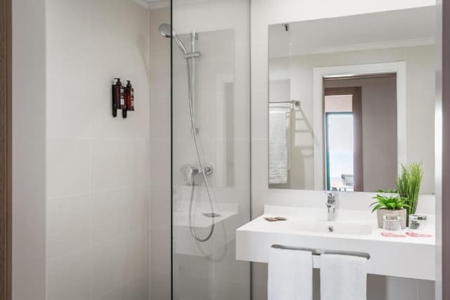 Quadruple room (2+2)