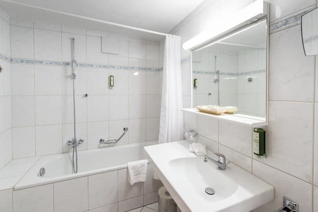 Junior Triple Room, Balcony, Mountain View