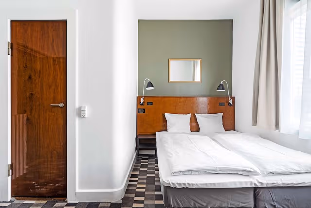 Standard Room, 1 King Bed, Non Smoking