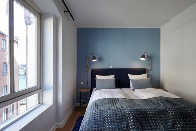 Standard double room with a double bed