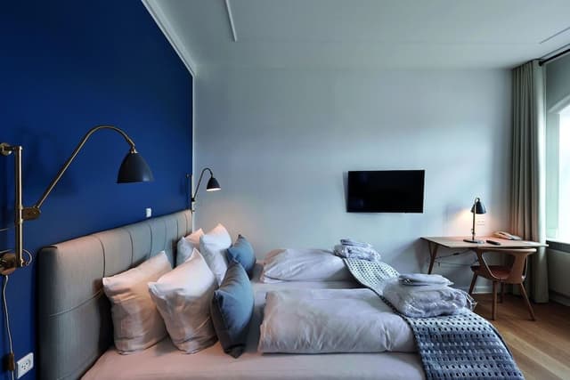 Executive View Room