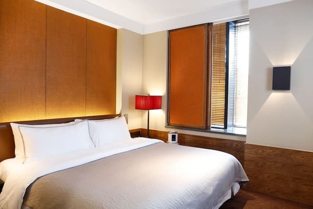 Deluxe Room, 1 King Bed