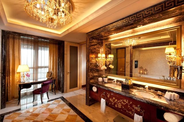 Presidential Suite