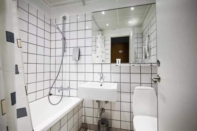 Junior Suite, Harbor View (HARBOR SUITE)