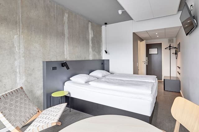 Standard Double Room, 1 Queen Bed