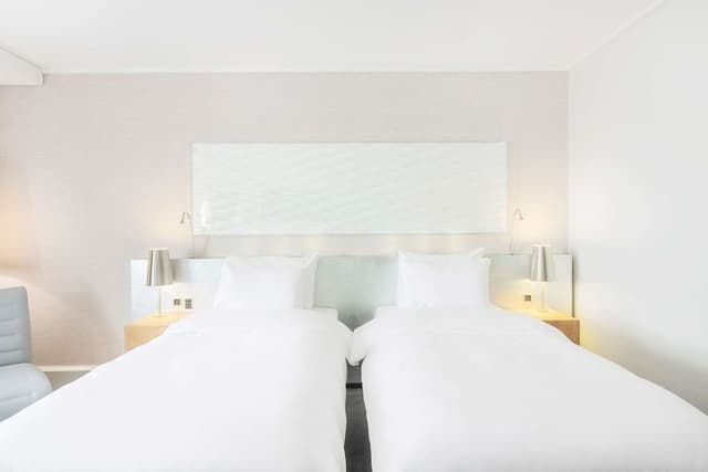 Superior Room, City View (High Floor)