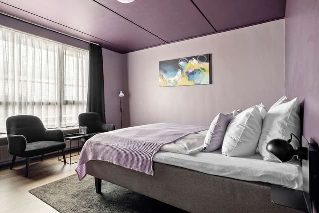 Standard Room, 1 Queen Bed, Non Smoking, Bathtub