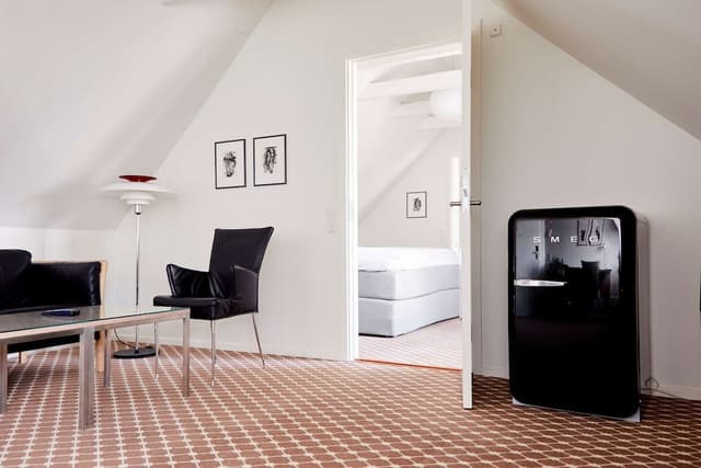 Suite, 1 King Bed, Non Smoking, Jetted Tub