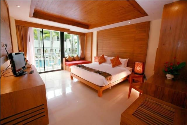 Deluxe Room, Pool Access