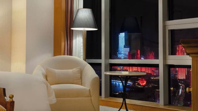 Executive Suite, Sea View
