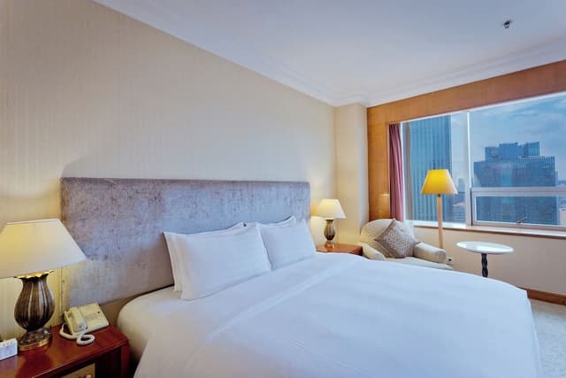 Standard Room, 1 King Bed