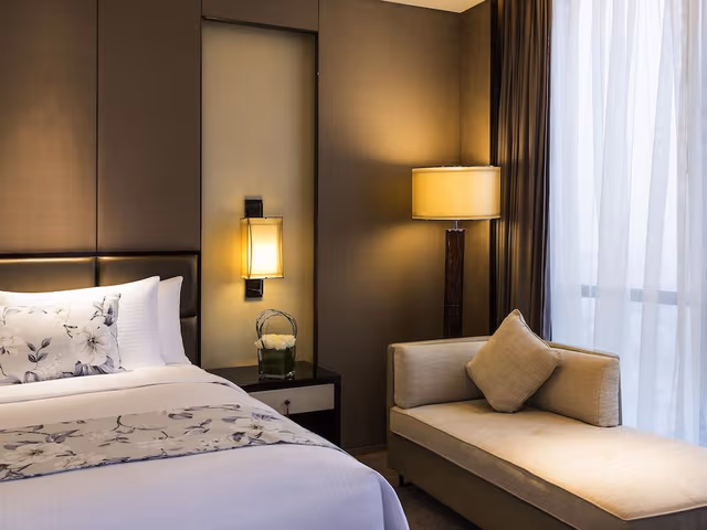 Suite, 1 King Bed