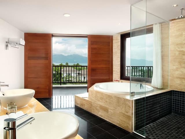 Junior Suite, 1 King Bed, Terrace