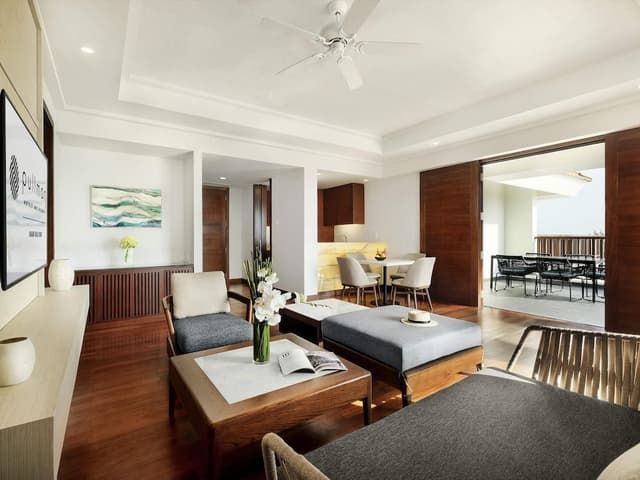 Suite, 1 King Bed (Penthouse, High Floor)