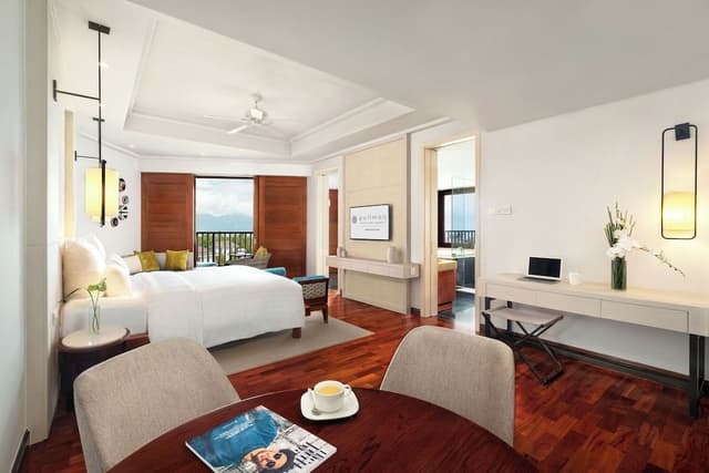 Junior Suite, 1 King Bed, Terrace