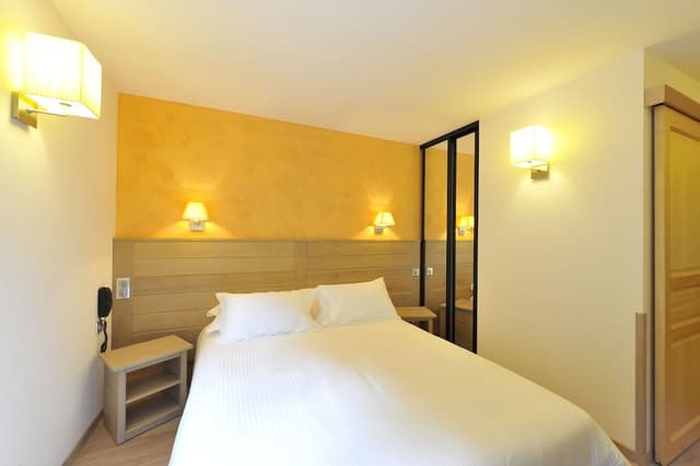 Comfort Double Room, Air conditioning, City View