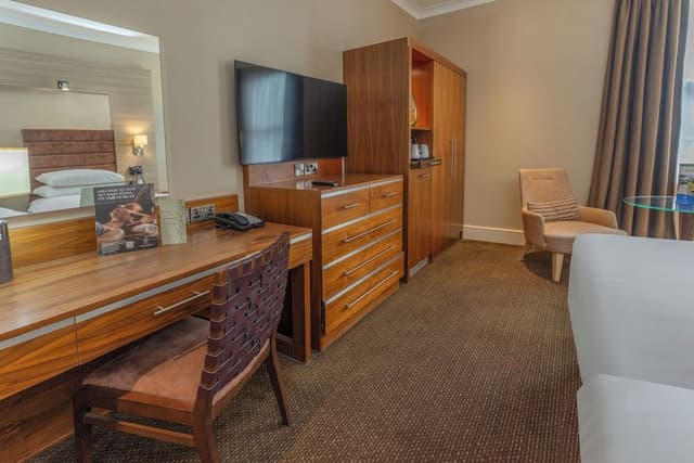 Classic Accessible Twin Room