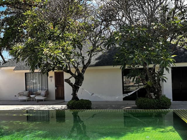 Beach Front Villa with One way Airport Transfer