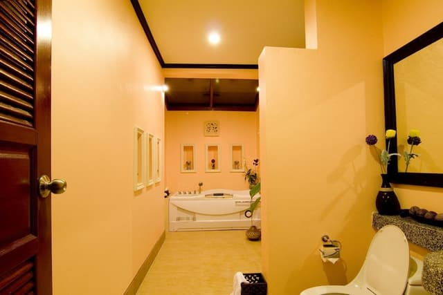 Family Jacuzzi Villa