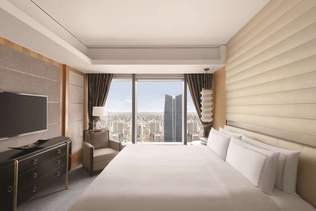Executive Suite, 1 King Bed