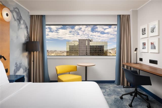KING EXECUTIVE ROOM WITH LOUNGE ACCESS