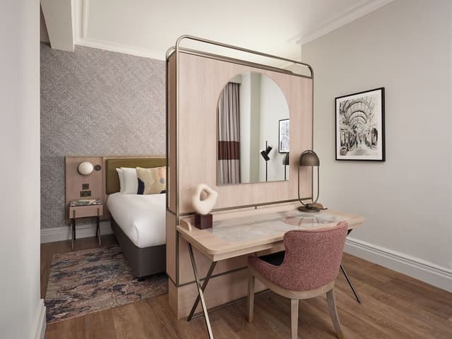 Newly Refurbished Suite